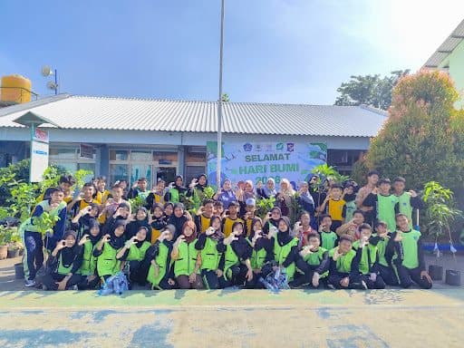 Kegiatan Bersama Seluruh Siswa