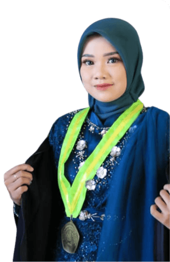 Ayu Wulansari — wisuda